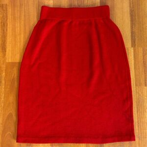 Vintage St. John Vibrant Red Pencil knit  Skirt